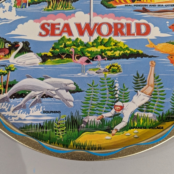 vintage 1970's seaworld tin decorative plate - Picture 5 of 7